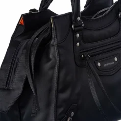 Balenciaga Neo Classic Medium Nylon Shoulder Bag Women 7 Balenciaga Neo Classic Medium Nylon Shoulder Bag Women -Makeups Sales Shop 1160506355 RLLD 3